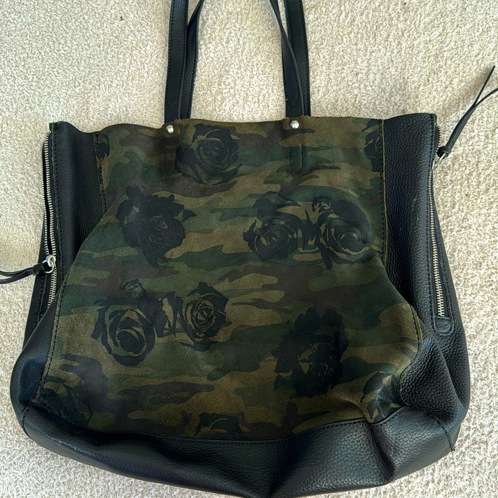 Sanctuary Green and Black Floral Tote